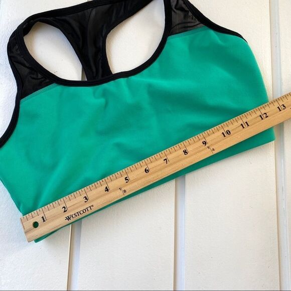 Fabletics Sports Bra No Size Tag Likely Size M or L - Picture 6 of 6